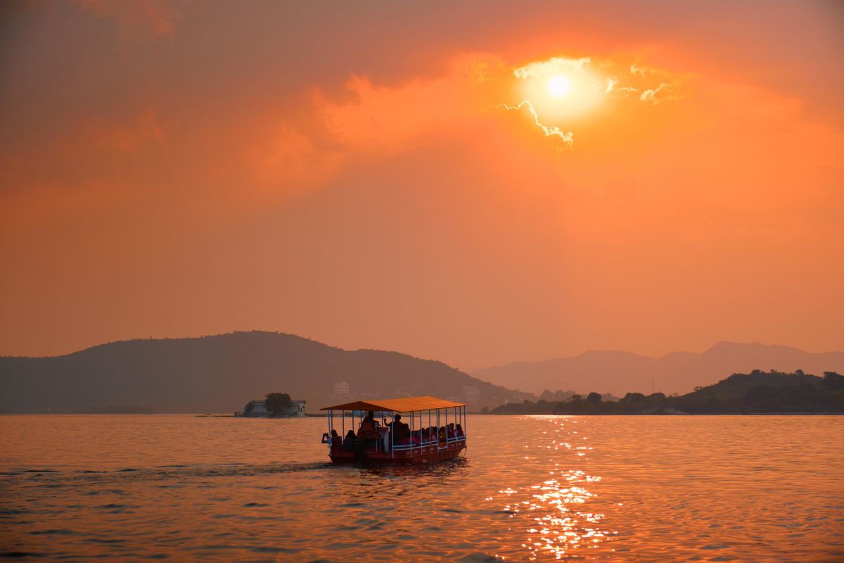 Lake Pichola Udaipur Rajasthan